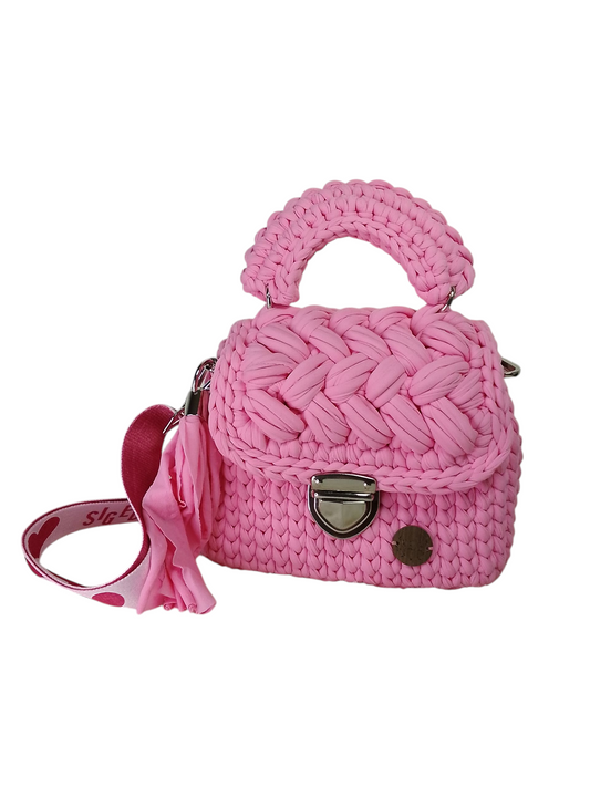 Bolso rosa en trapillo pluma. Bolso tejido rosa