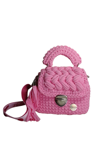 Bolso rosa en trapillo pluma. Bolso tejido rosa