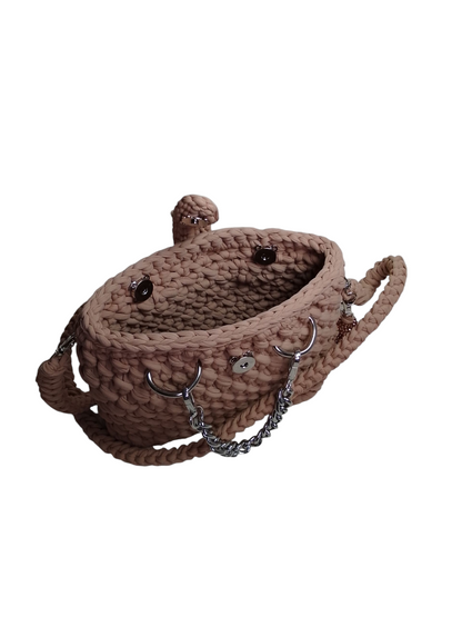 Bolso beige elegante hecho a mano. Bolso ligero handmade