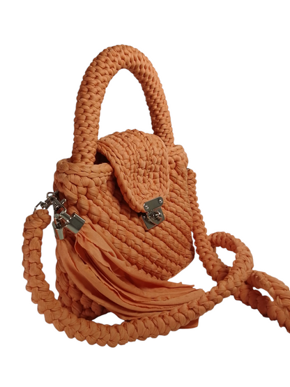 Bolso Camel en trapillo pluma. Bolso elegante en trapillo pluma
