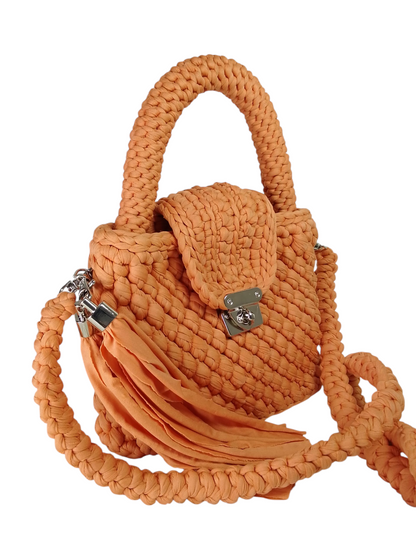 Bolso Camel en trapillo pluma. Bolso elegante en trapillo pluma