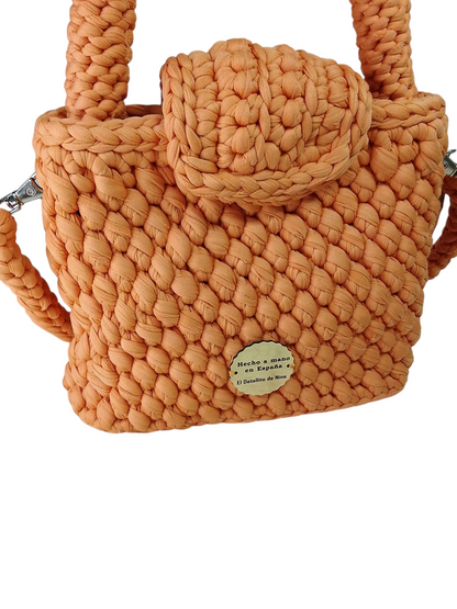 Bolso Camel en trapillo pluma. Bolso elegante en trapillo pluma