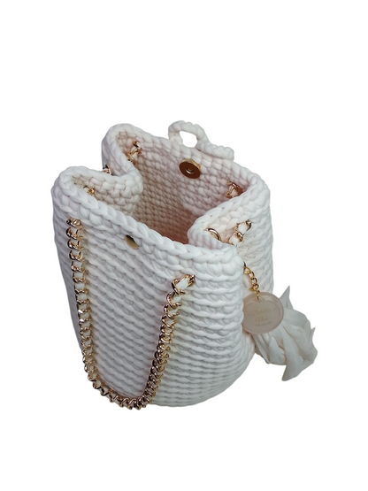Bolso cubo color crudo (tono rosado suave). Bolso mochila saco crudo. Bolso atemporal