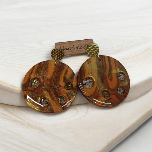 Pendientes marrón dorado